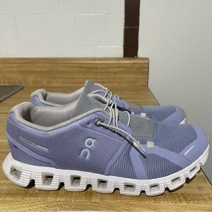 On Cloud 6 Women Athletic Shoes Size 8.5
